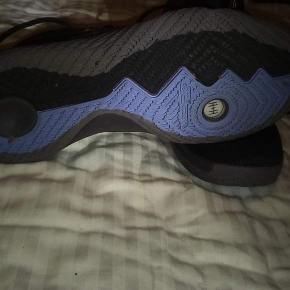 Nike shoes size 11 Black/Gray - Picture 4 of 4